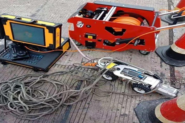 五河CCTV管道检测机器人